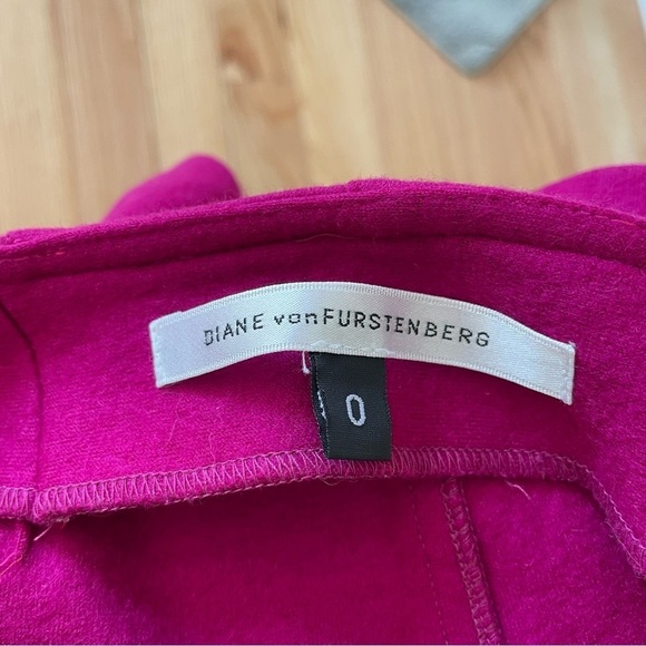 Diane Von Furstenberg Katinko Fuchsia Pink Pockets Wool Mini Skirt EUC Size 0 - Picture 5 of 6